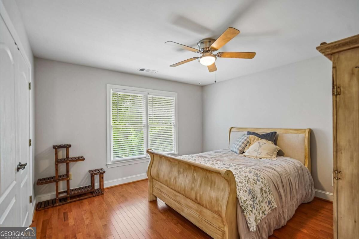 9395 Edgewater Drive Property Photo 15