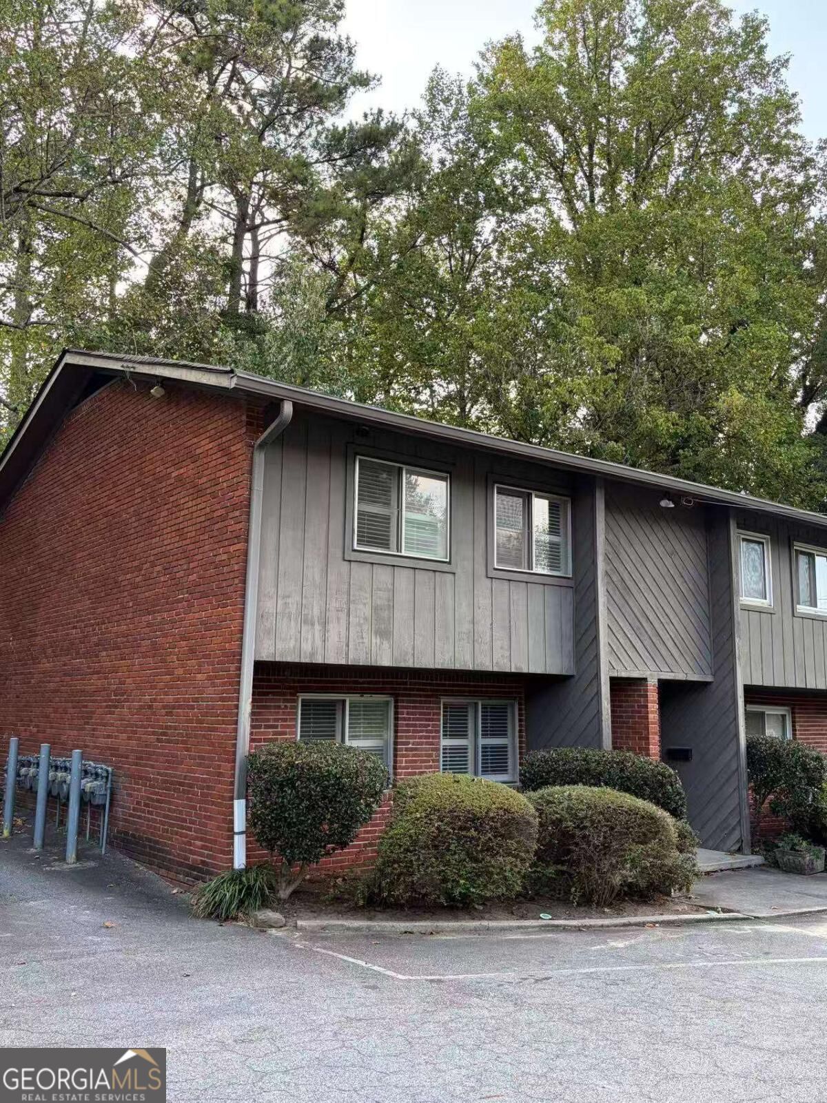 1612 Briarcliff Road Ne # 1 Property Photo 3