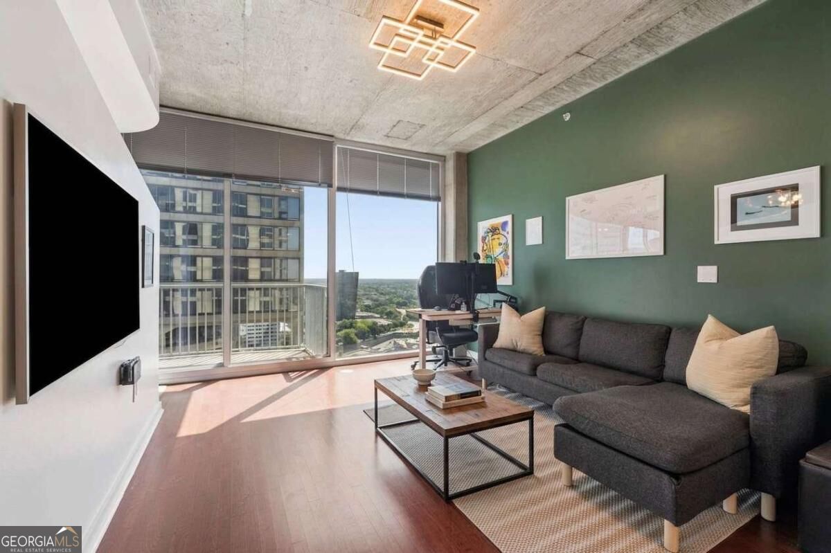 400 W Peachtree Street NW # 2712 Property Photo 1