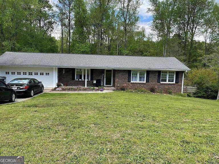 4471 Parkview Drive Property Photo 1