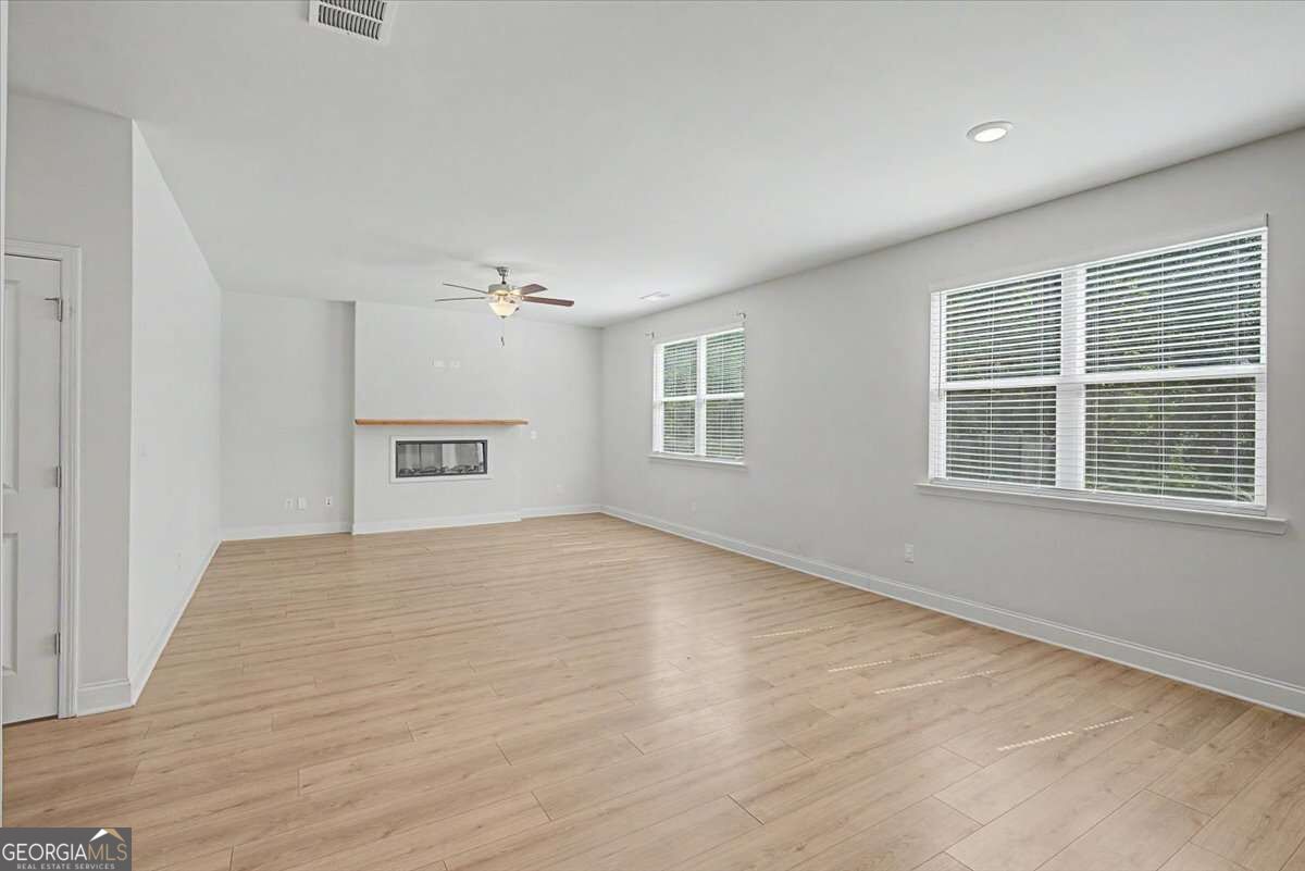 61 Dew Drop Point Property Photo 12