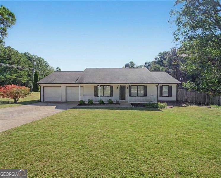 13 White Tail Drive Property Photo 1