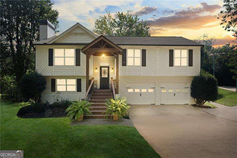 2555 Morgan Lake Drive Ne Property Photo 1