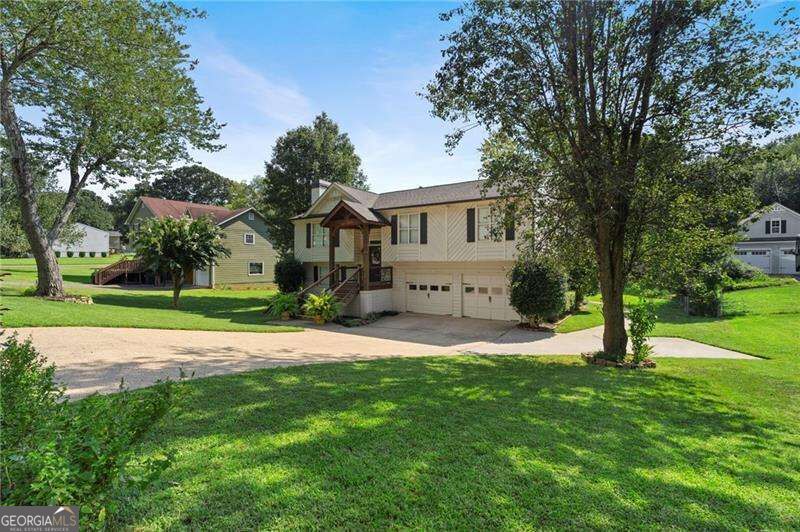 2555 Morgan Lake Drive Ne Property Photo 4