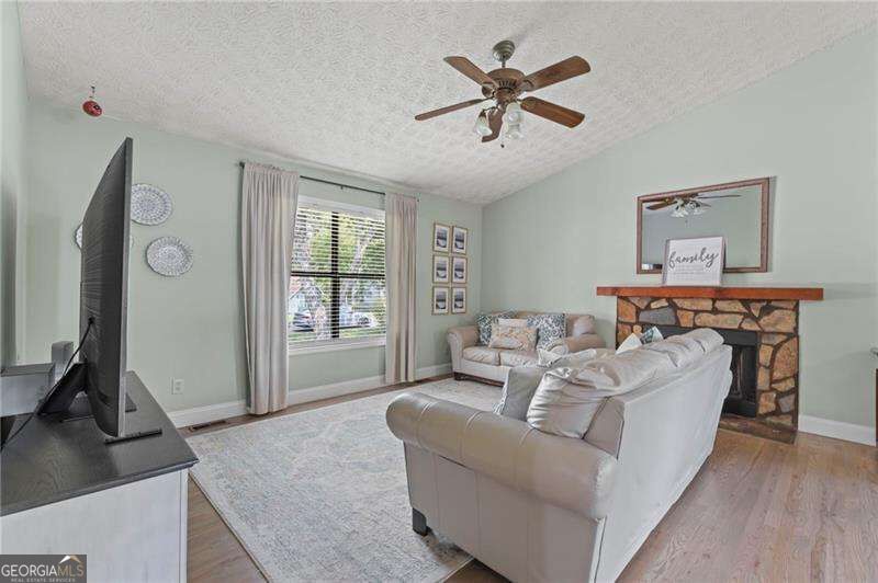 2555 Morgan Lake Drive Ne Property Photo 7