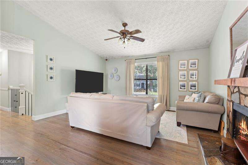 2555 Morgan Lake Drive Ne Property Photo 9