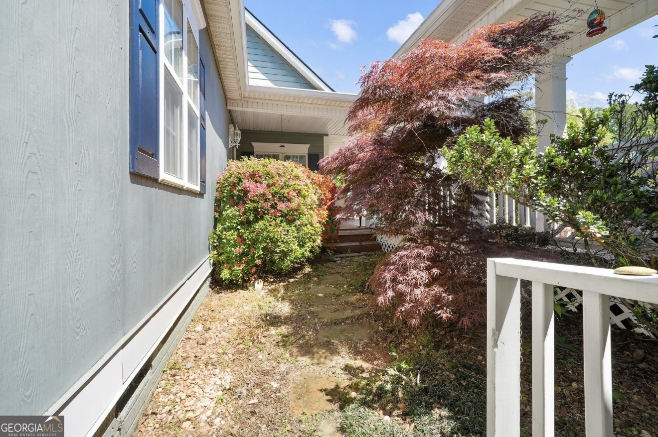 200 Chaparral Trace Property Photo 6