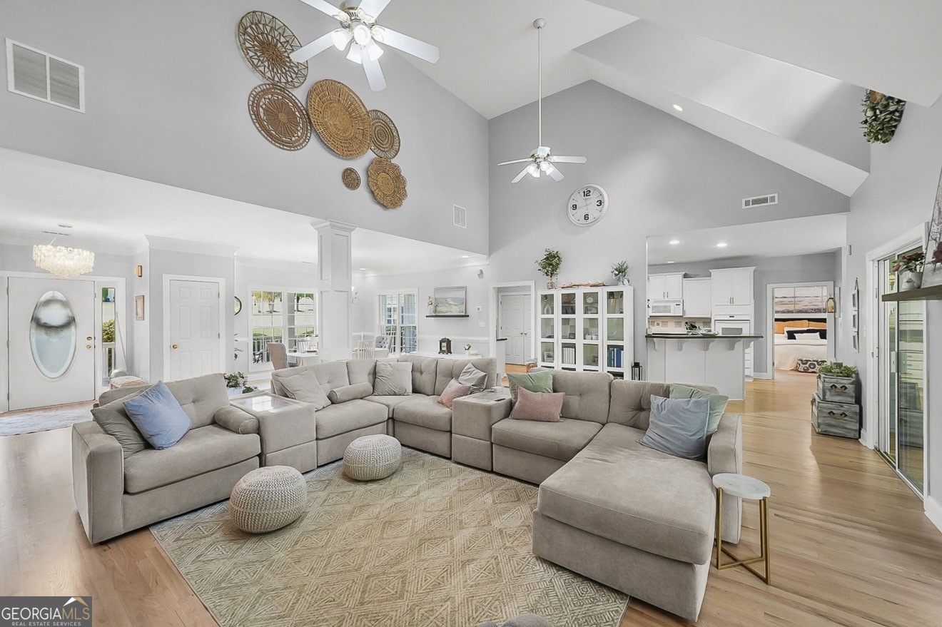 200 Chaparral Trace Property Photo 8