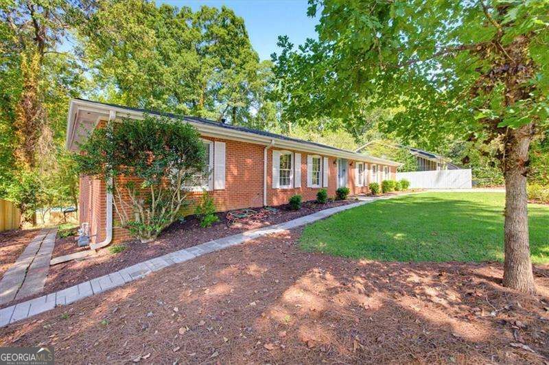 851 Valleymeade Drive Se Property Photo 3