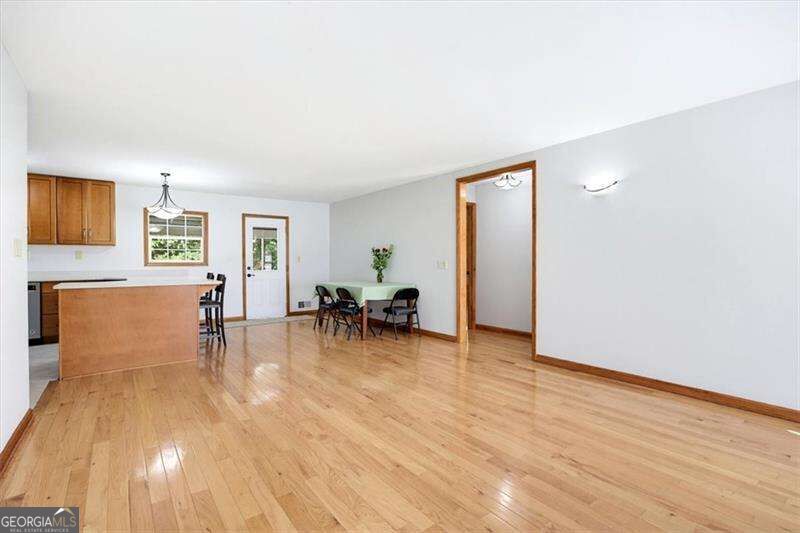851 Valleymeade Drive Se Property Photo 8