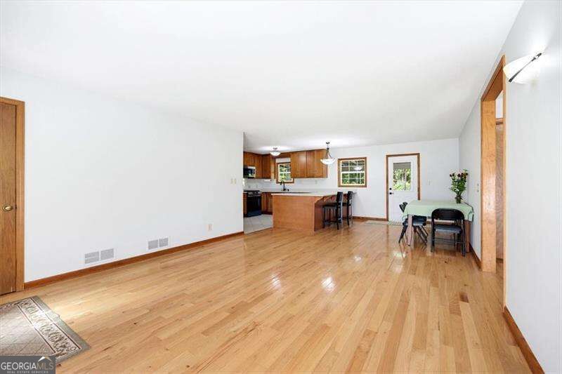 851 Valleymeade Drive Se Property Photo 10