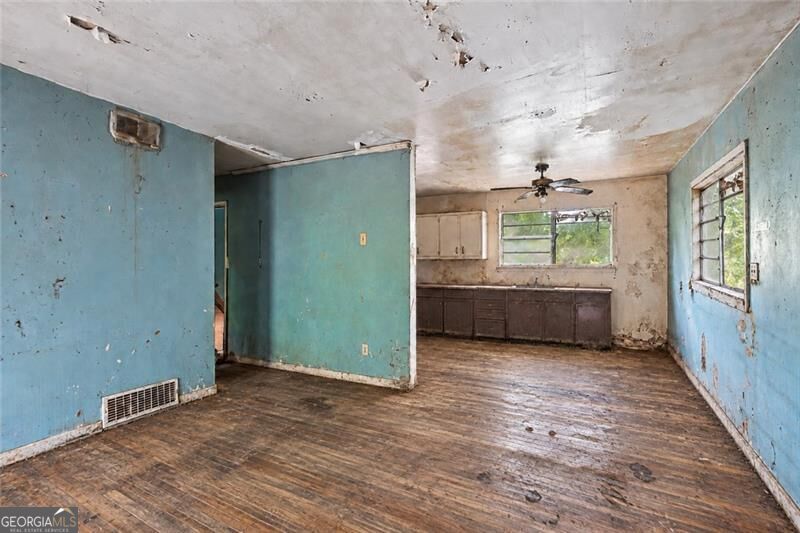 370 Westchester Boulevard Nw Property Photo 3