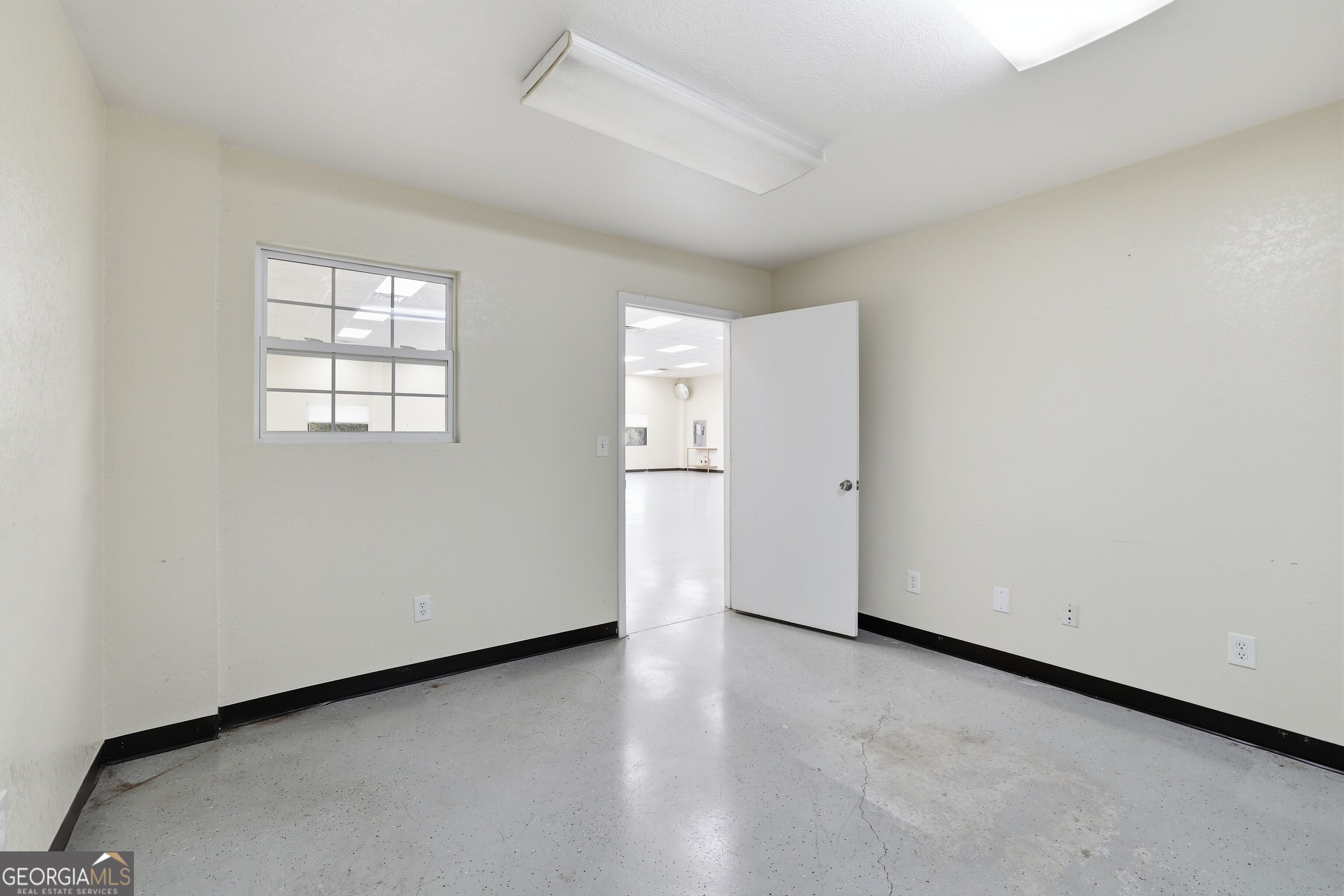 413 Shuford Street Property Photo 14