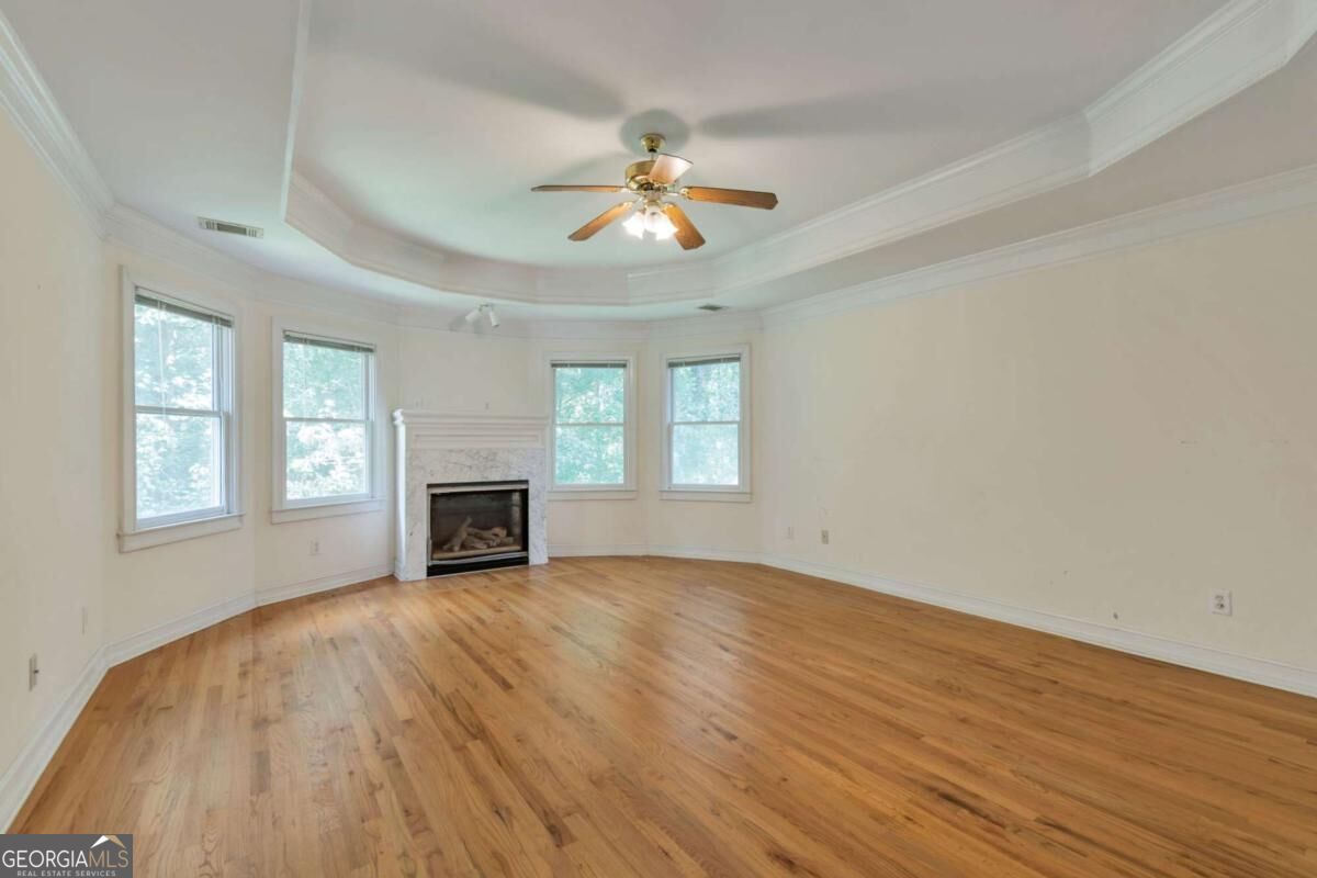 5892 Millstone Lane Property Photo 10