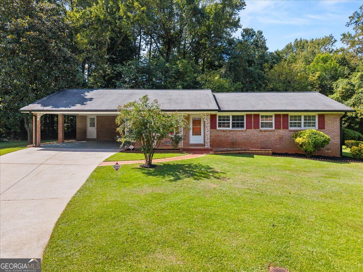 3961 Camelot Court Property Photo 1