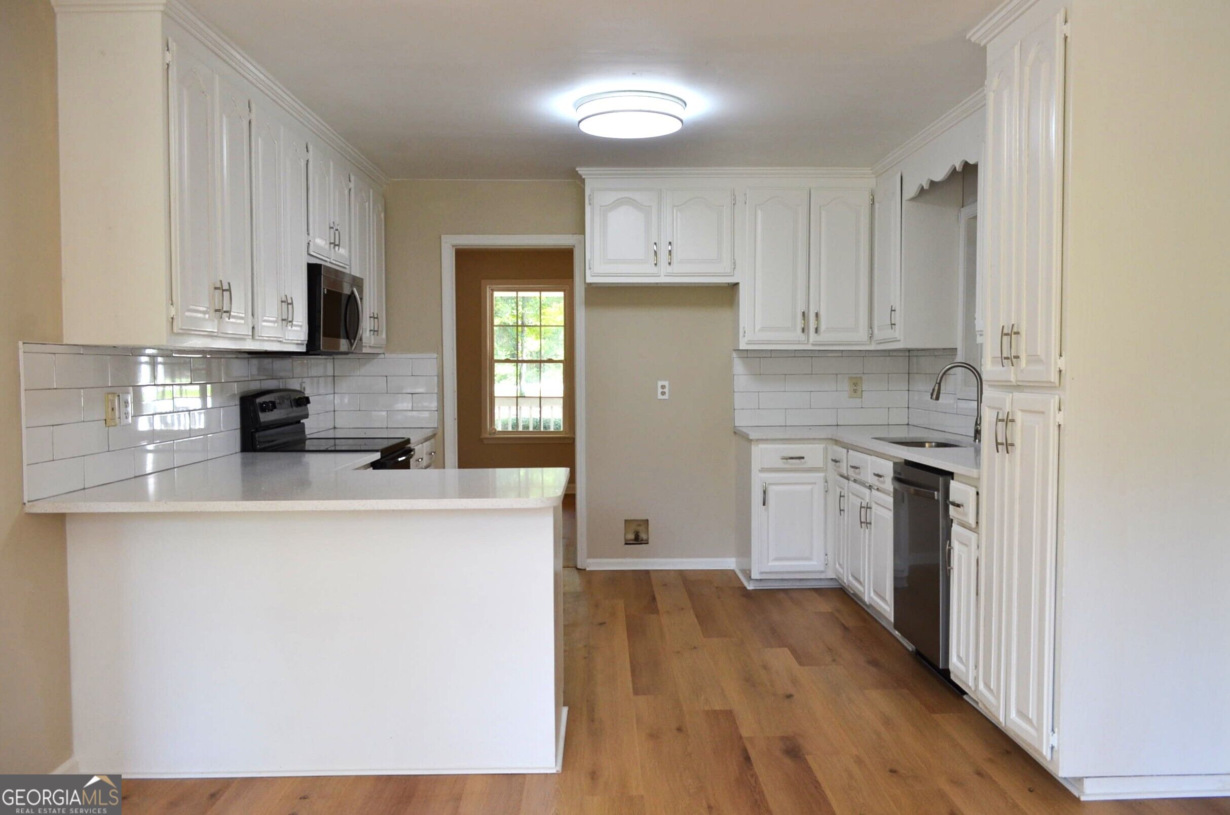 11374 Highway 74 Property Photo 7