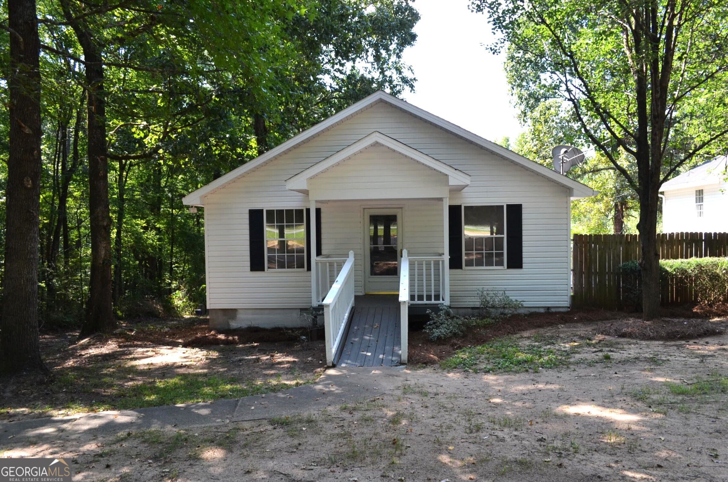 11374 Highway 74 Property Photo 23