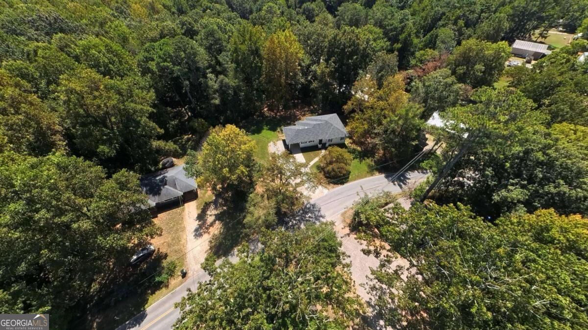 75 Collins Road Property Photo 7