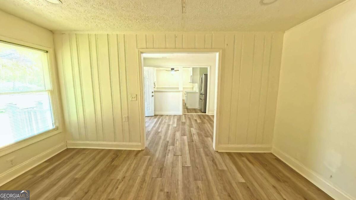 75 Collins Road Property Photo 11