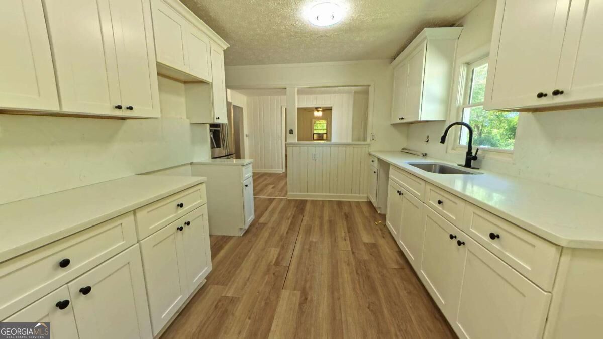 75 Collins Road Property Photo 16