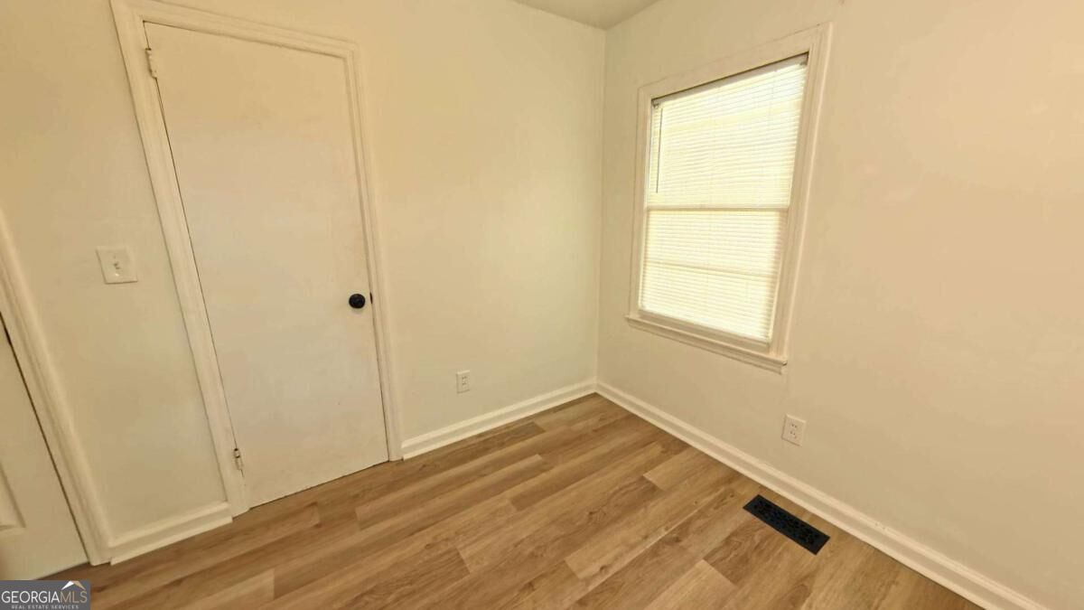 75 Collins Road Property Photo 18