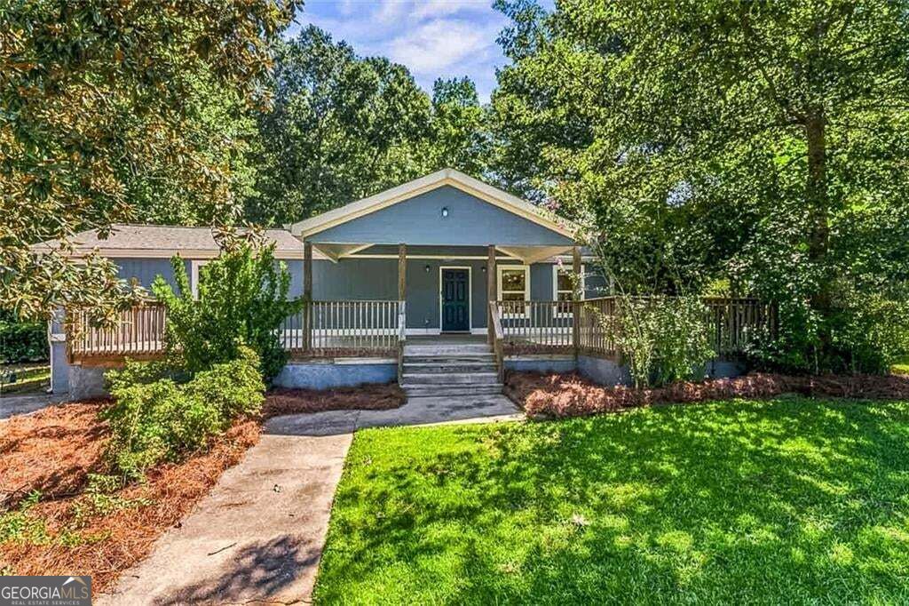 70 Caroline Avenue Property Photo 1