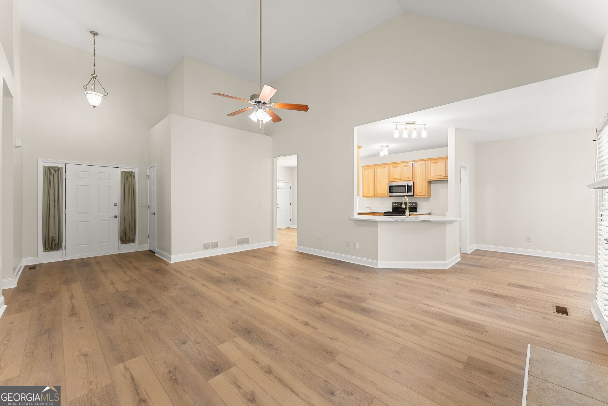 27 Woods Way Property Photo 9