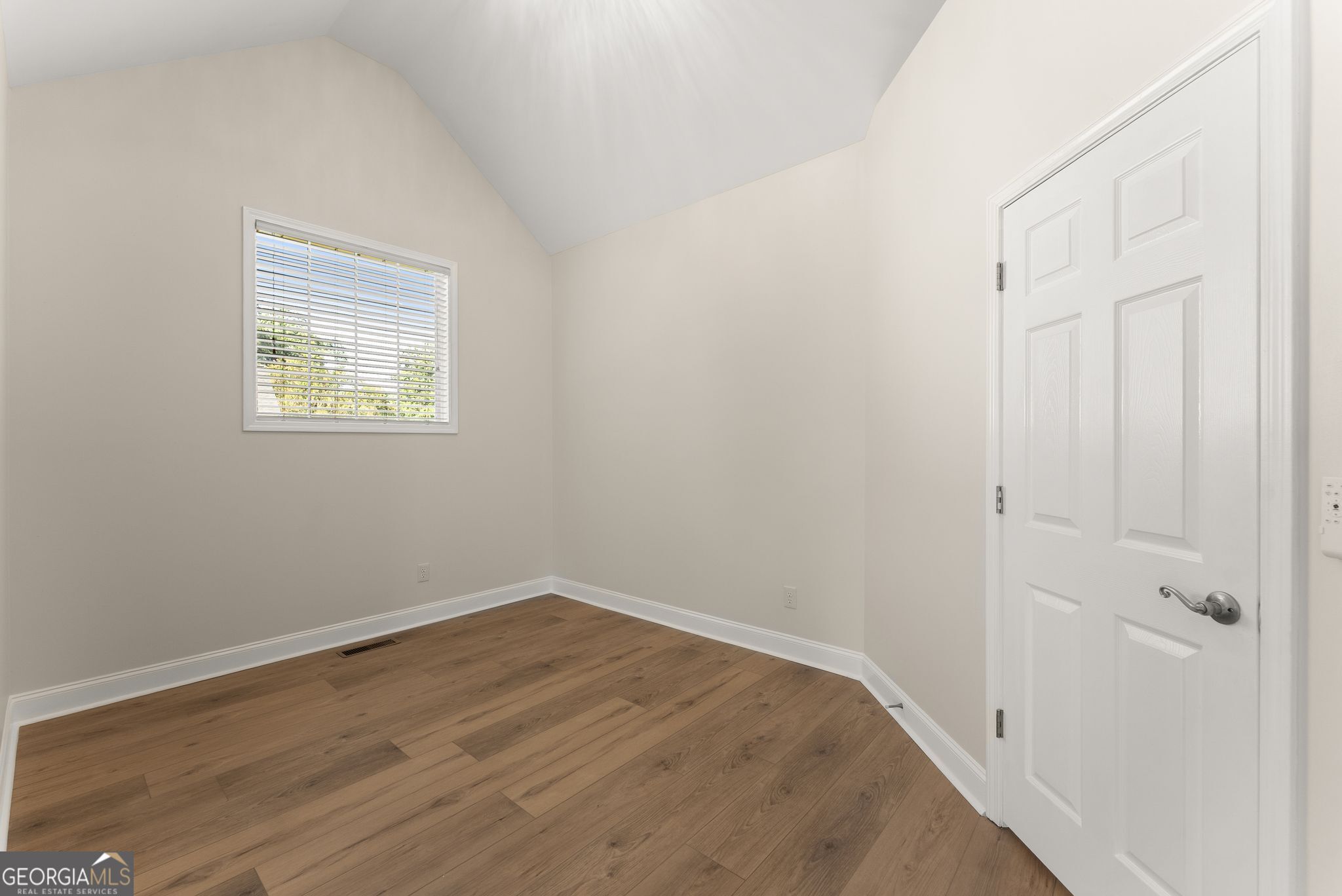 27 Woods Way Property Photo 23