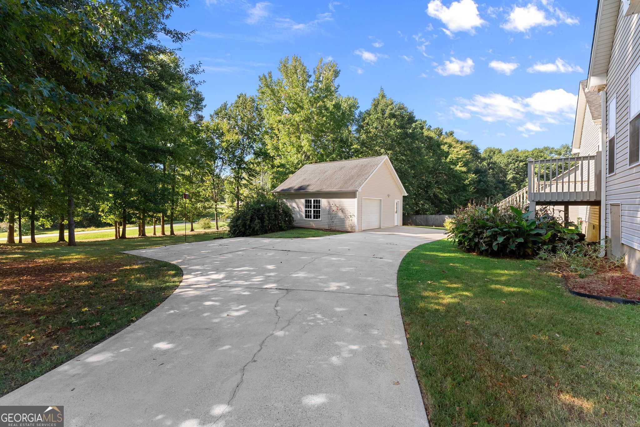 27 Woods Way Property Photo 38