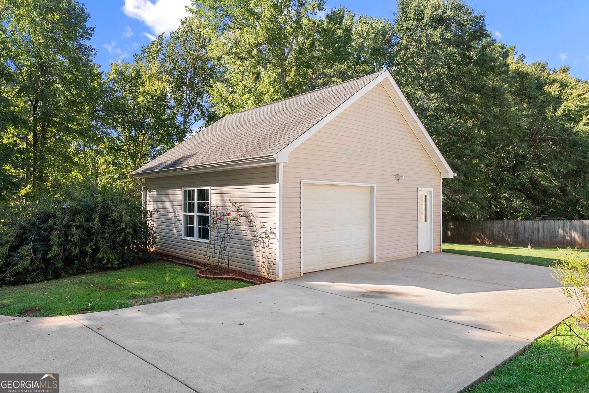 27 Woods Way Property Photo 44