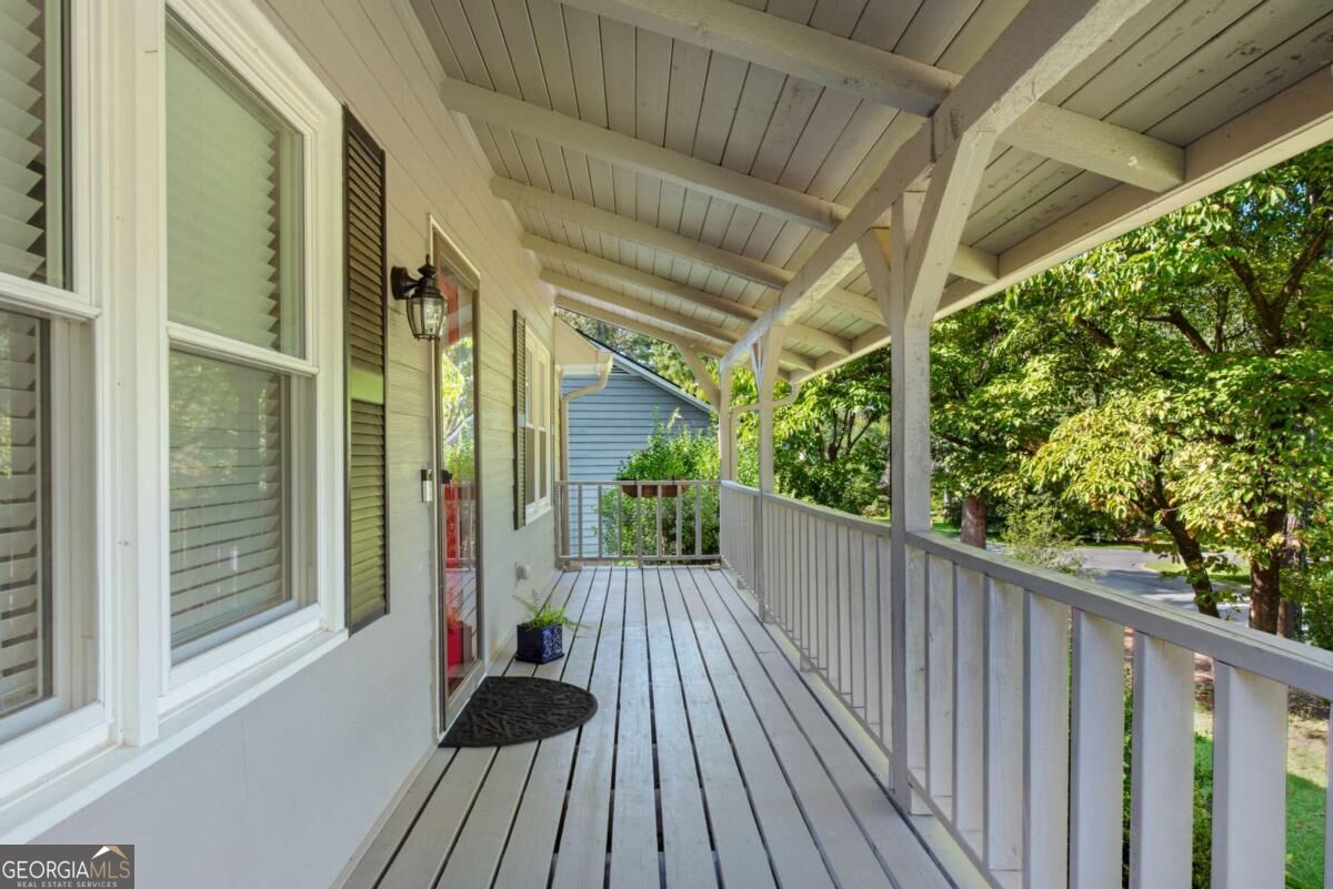 1870 Beckett Drive Property Photo 6