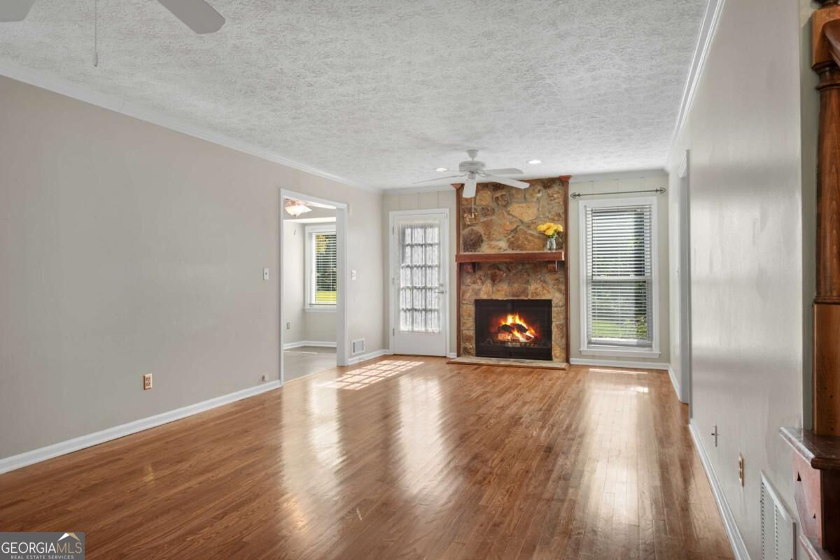 1870 Beckett Drive Property Photo 10