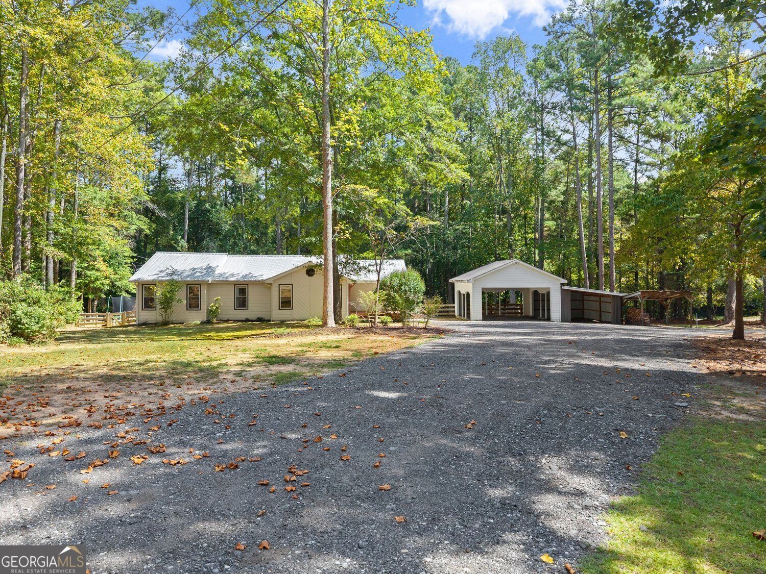 1240 Kelly Bridge Road Property Photo 4