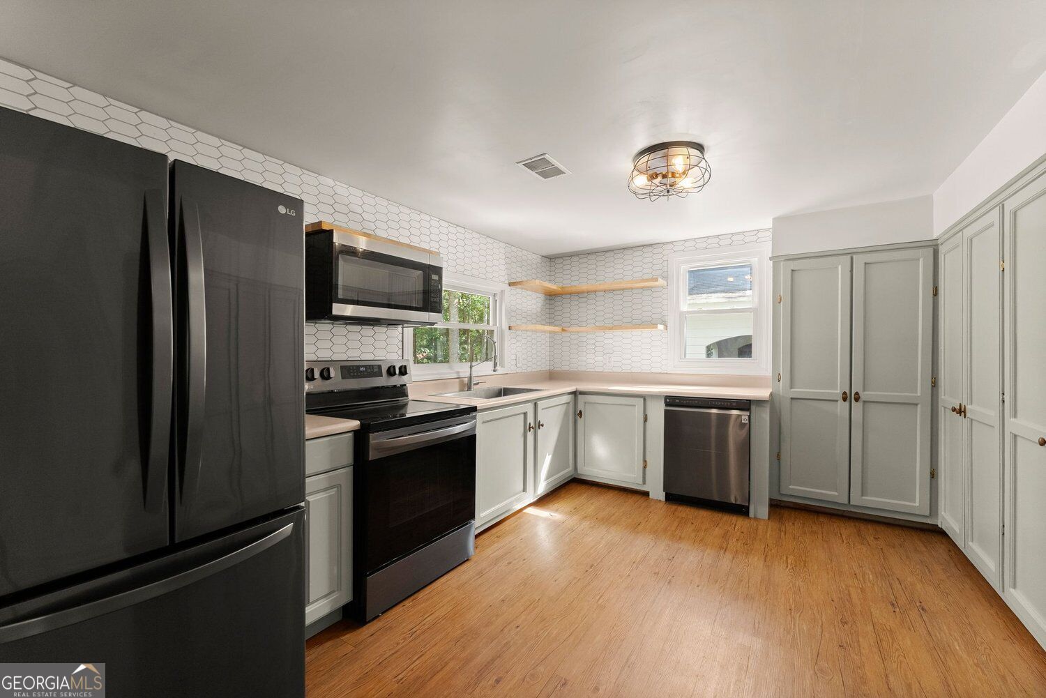 1240 Kelly Bridge Road Property Photo 16