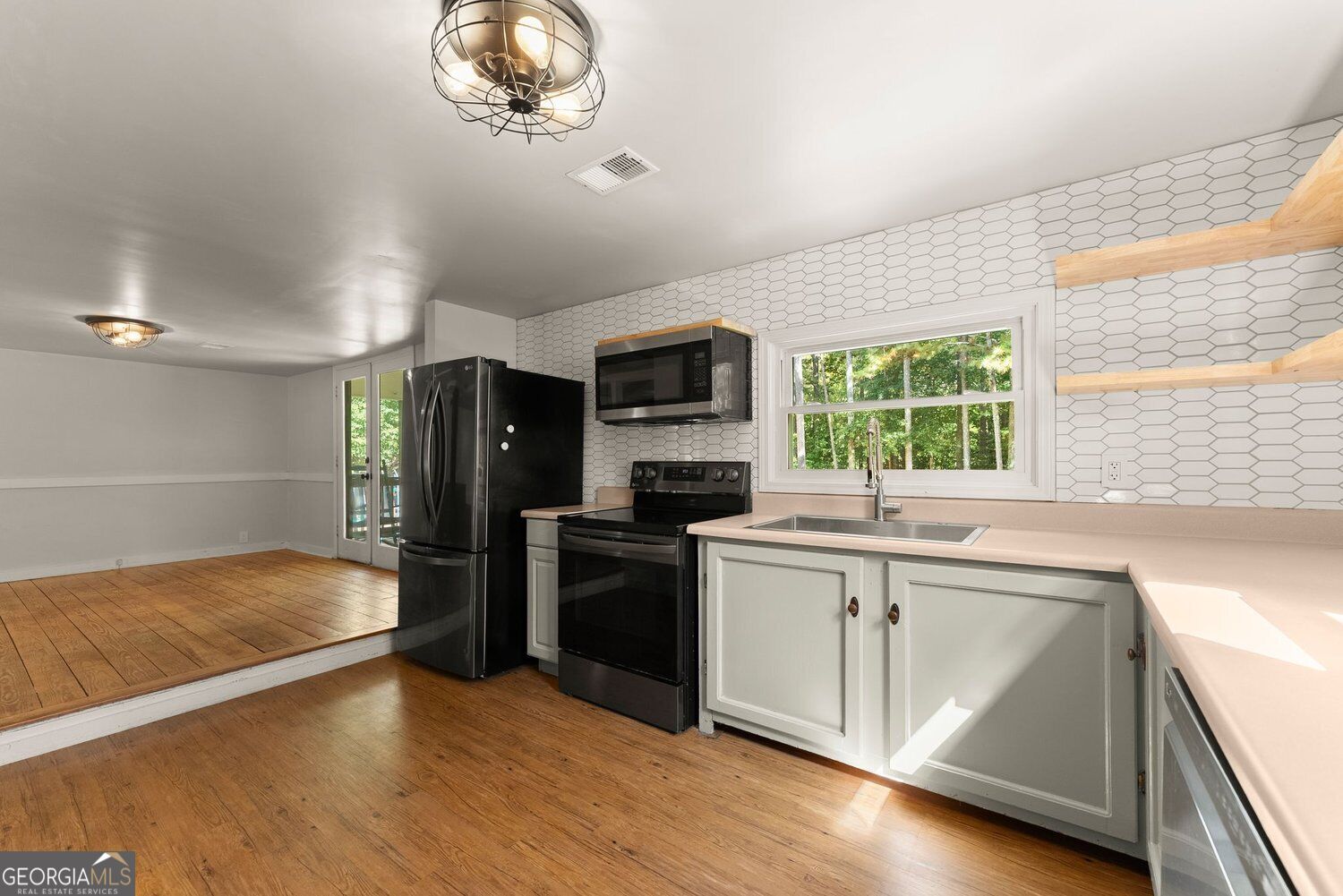 1240 Kelly Bridge Road Property Photo 17