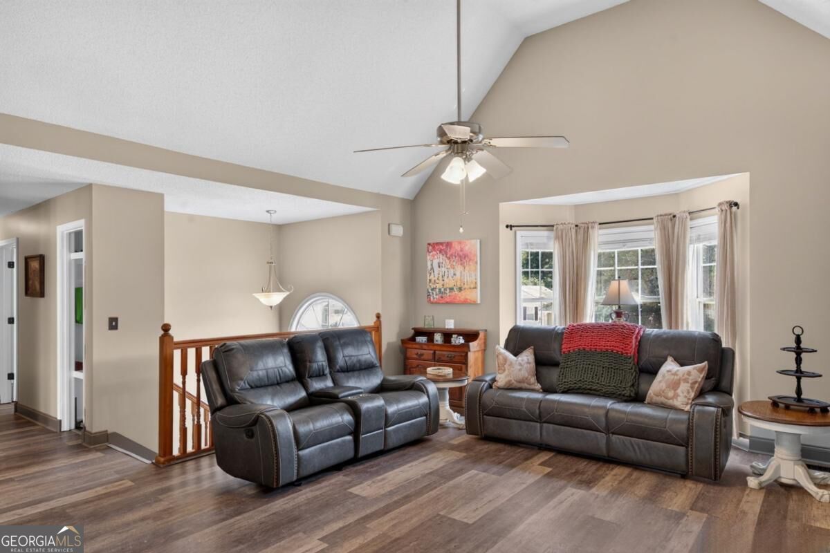 186 Majesty Drive Property Photo 4