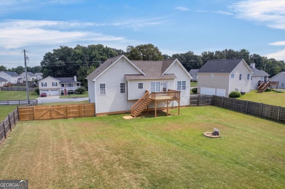 186 Majesty Drive Property Photo 14