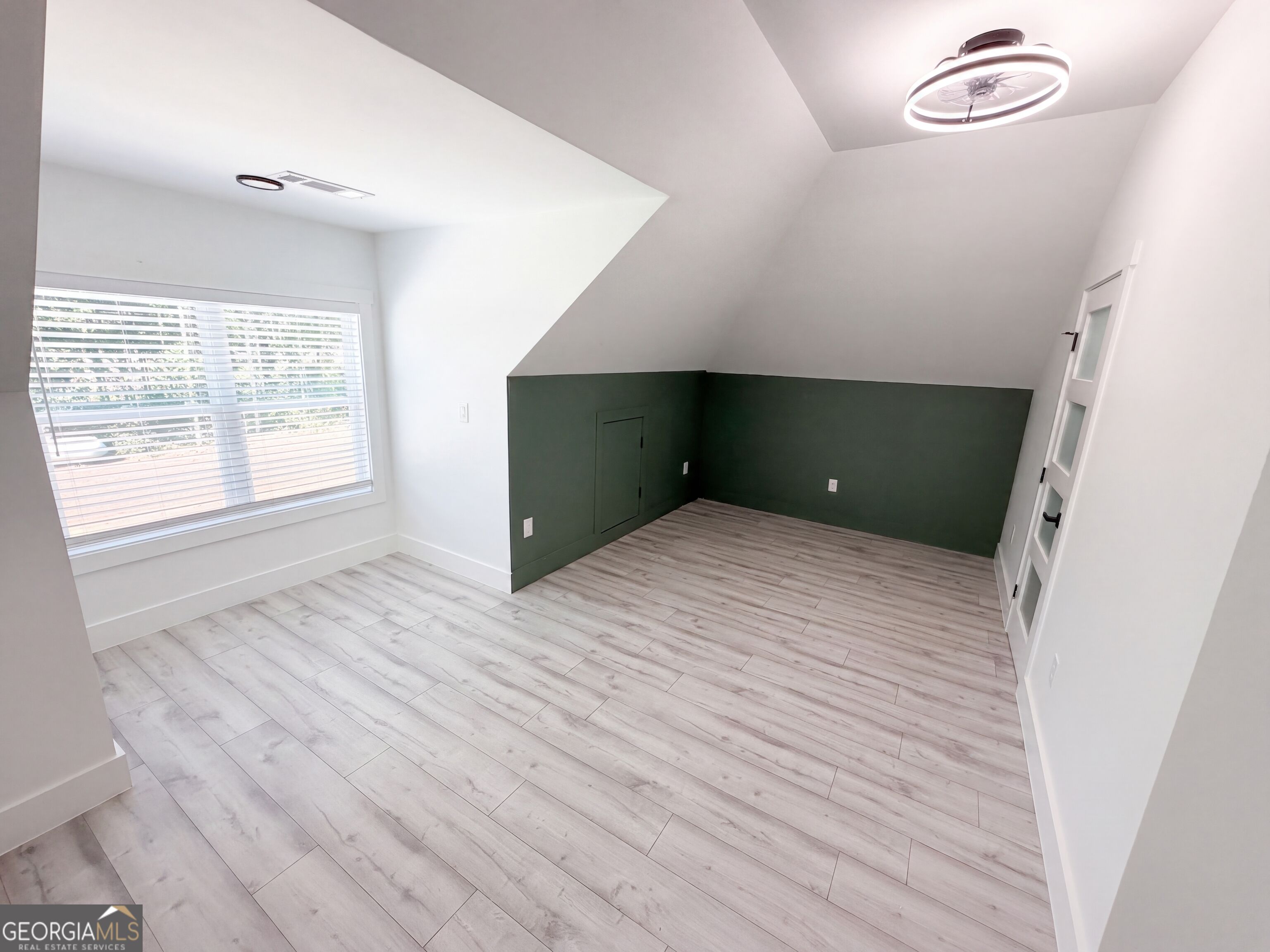 214 Coastline Road Property Photo 21