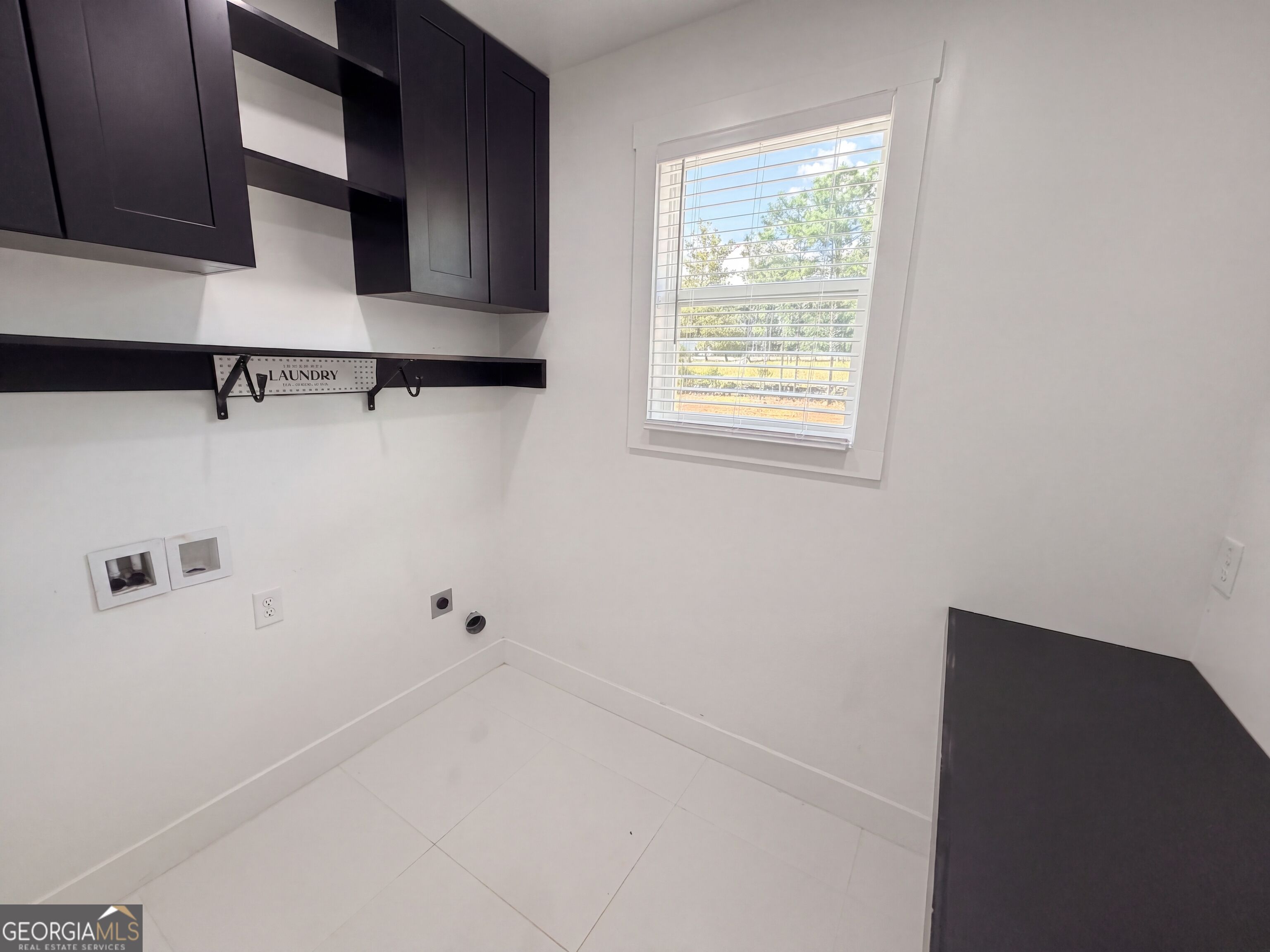214 Coastline Road Property Photo 24