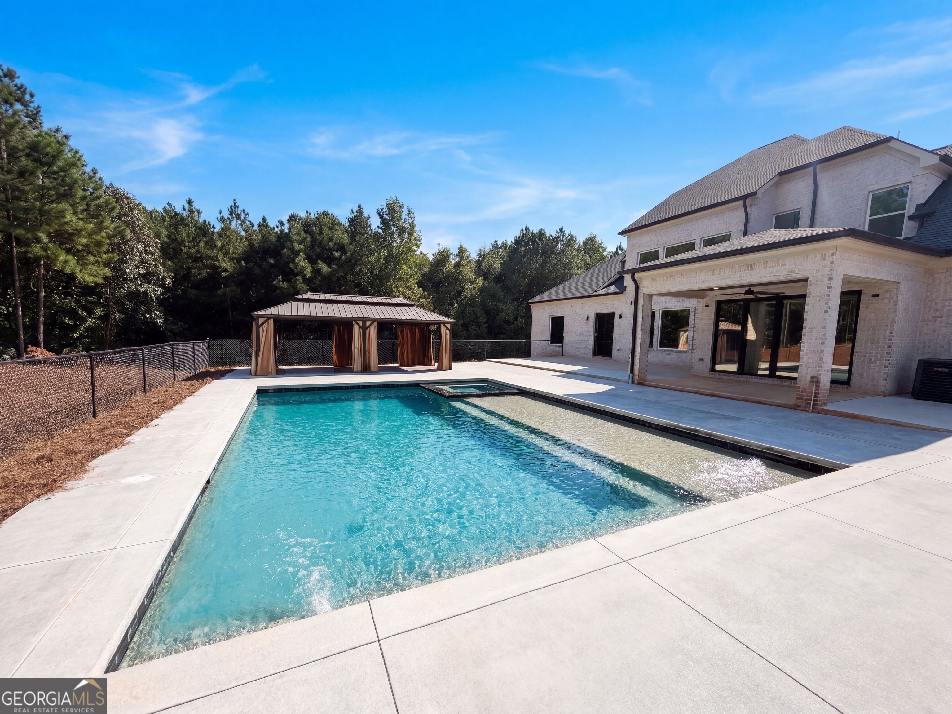 214 Coastline Road Property Photo 28