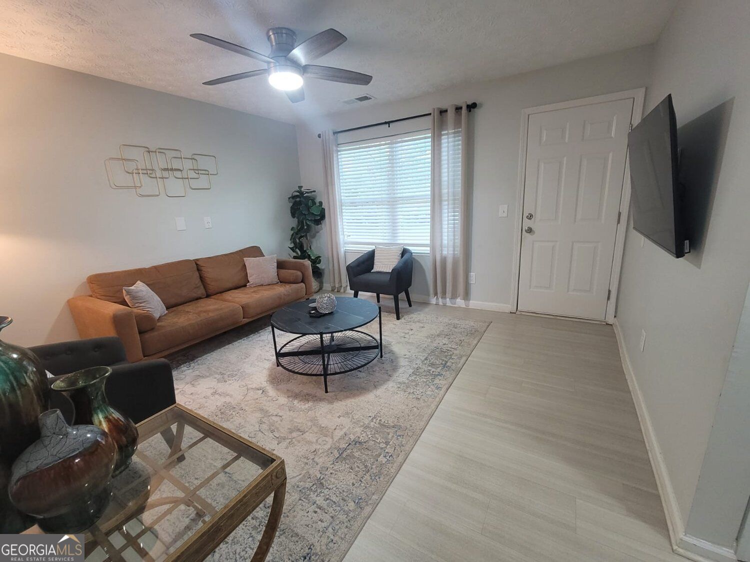 2619 Parrish Court Property Photo 4