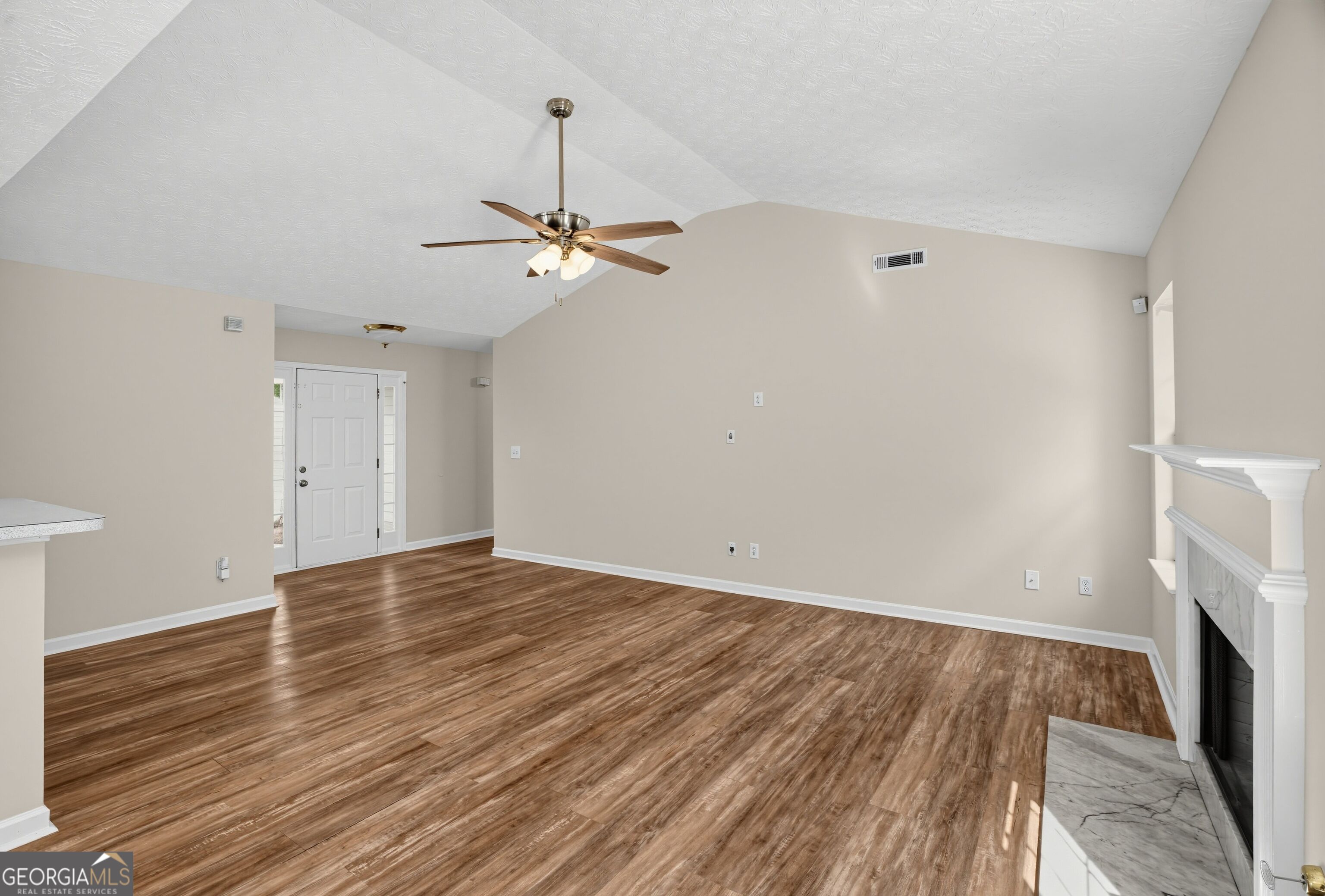 116 Goldleaf Drive Property Photo 3