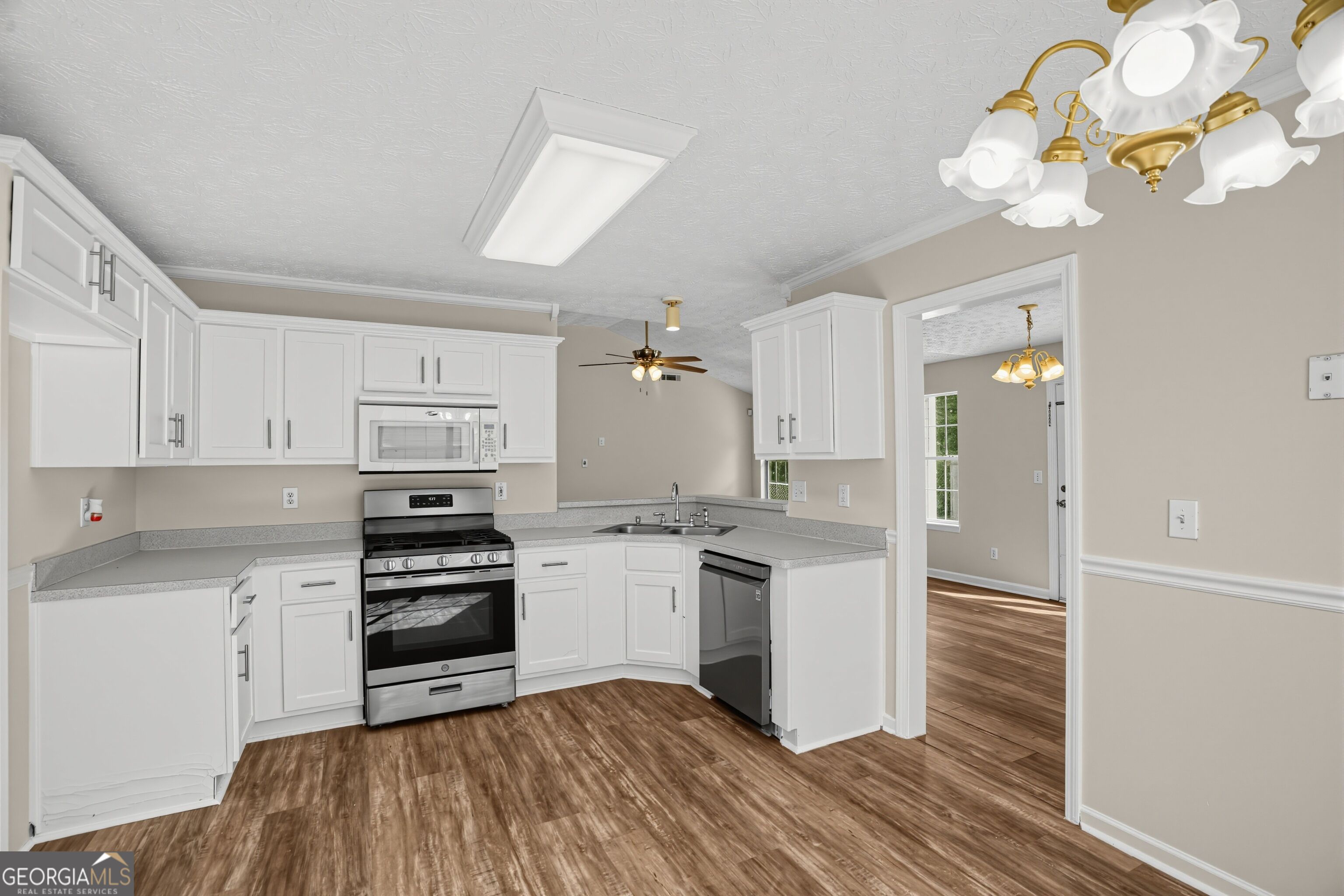 116 Goldleaf Drive Property Photo 8
