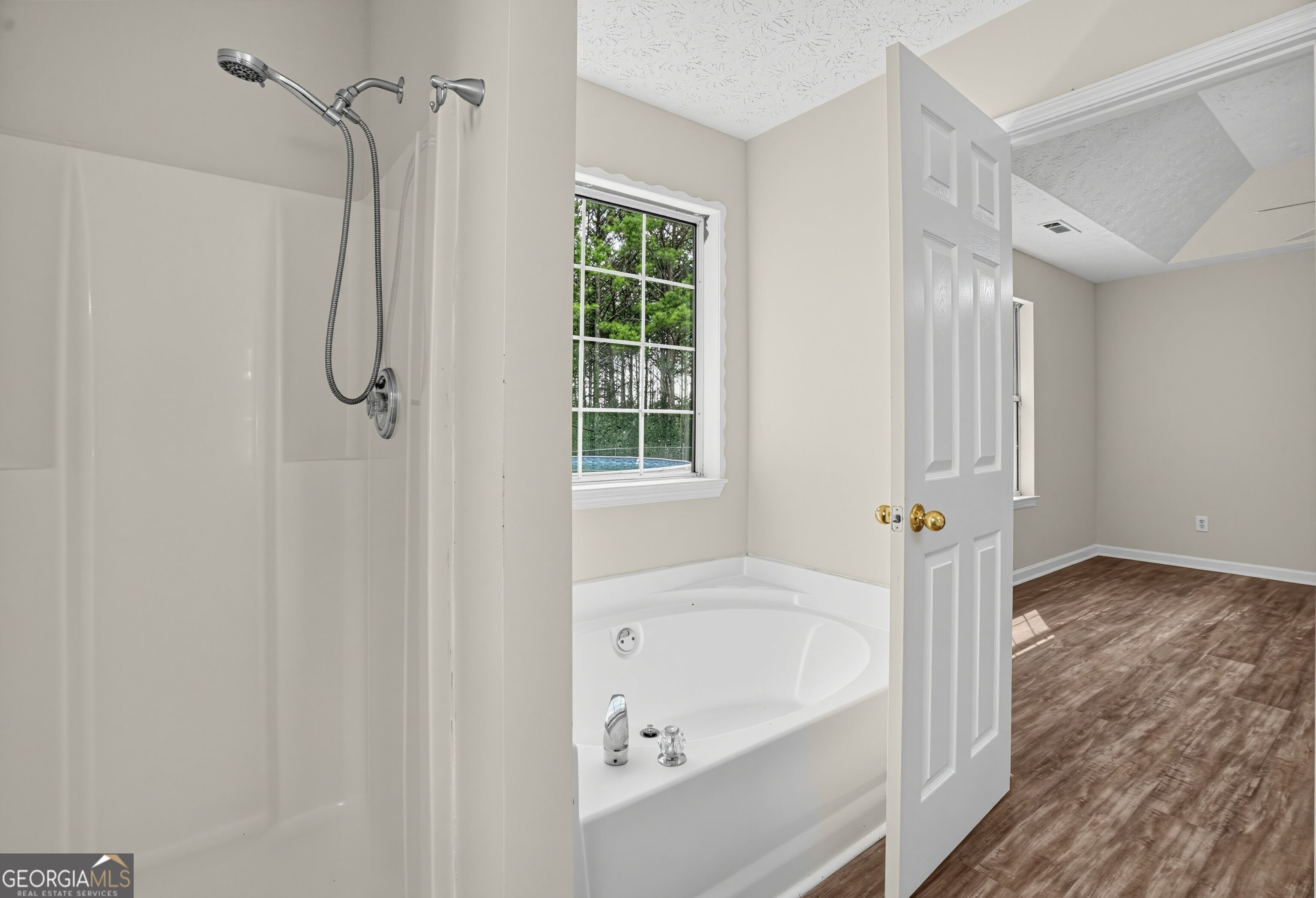 116 Goldleaf Drive Property Photo 24
