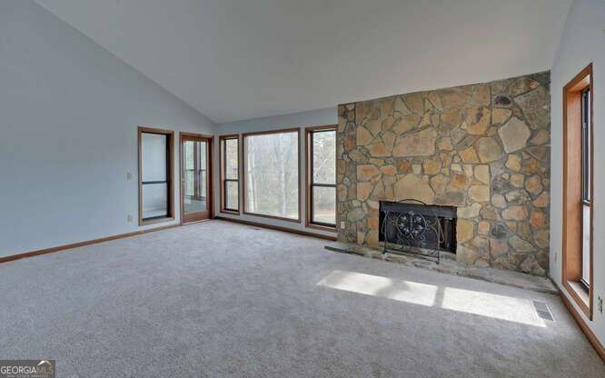 390 Colony Cove Property Photo 14