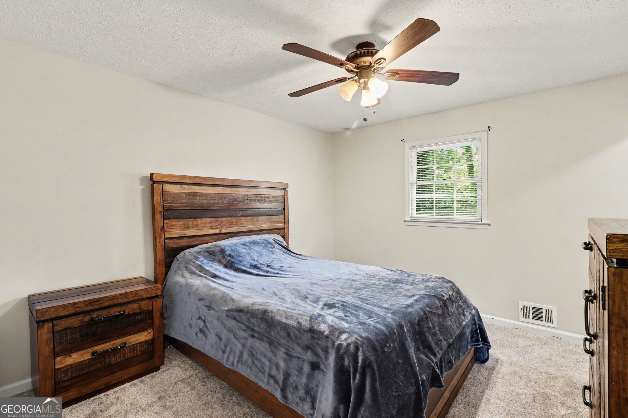745 Pioneer Road Property Photo 5