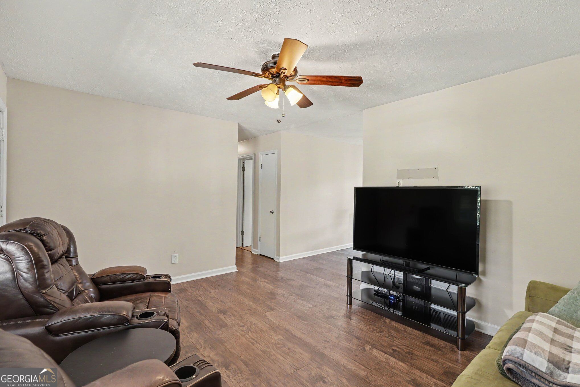 745 Pioneer Road Property Photo 9