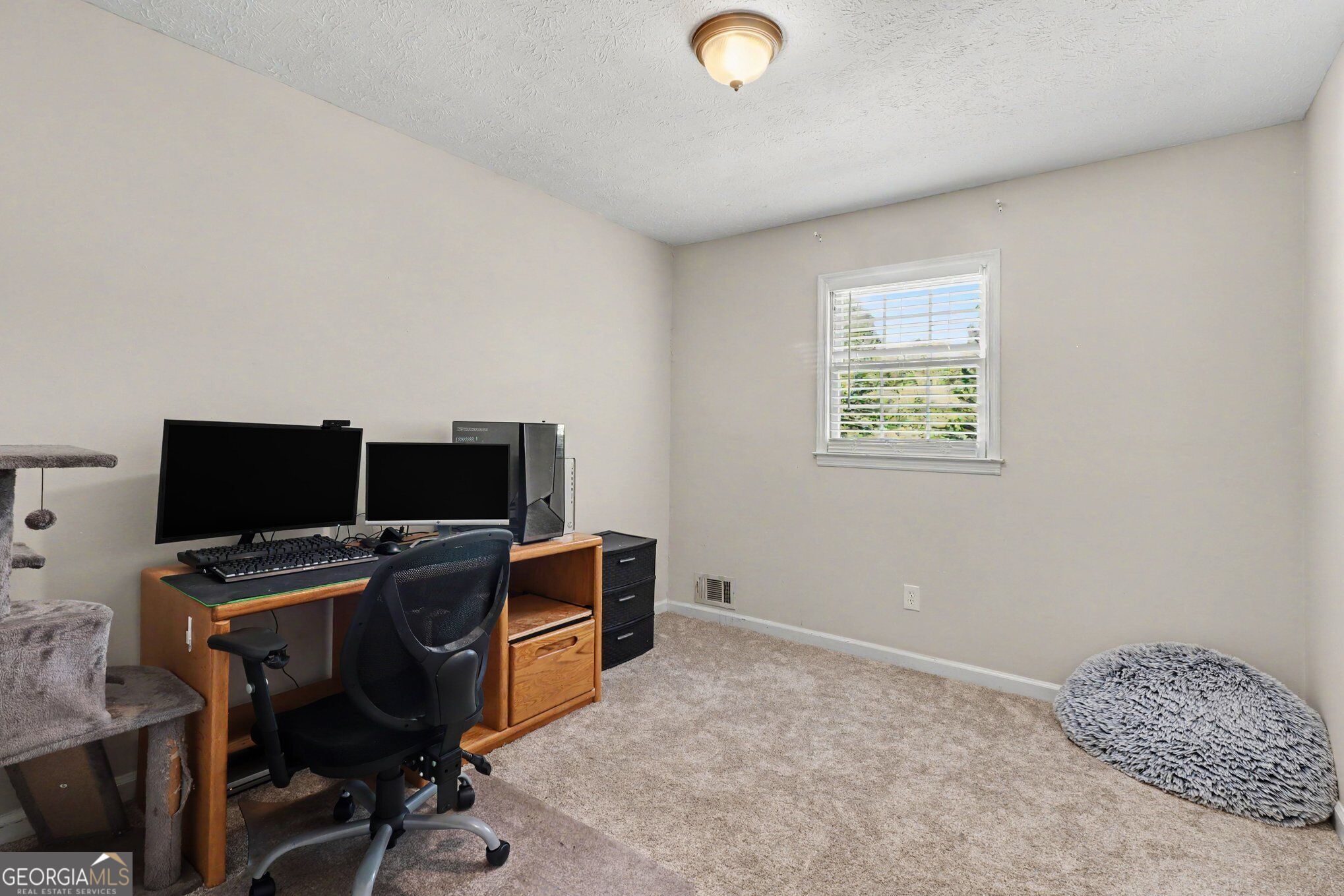 745 Pioneer Road Property Photo 16