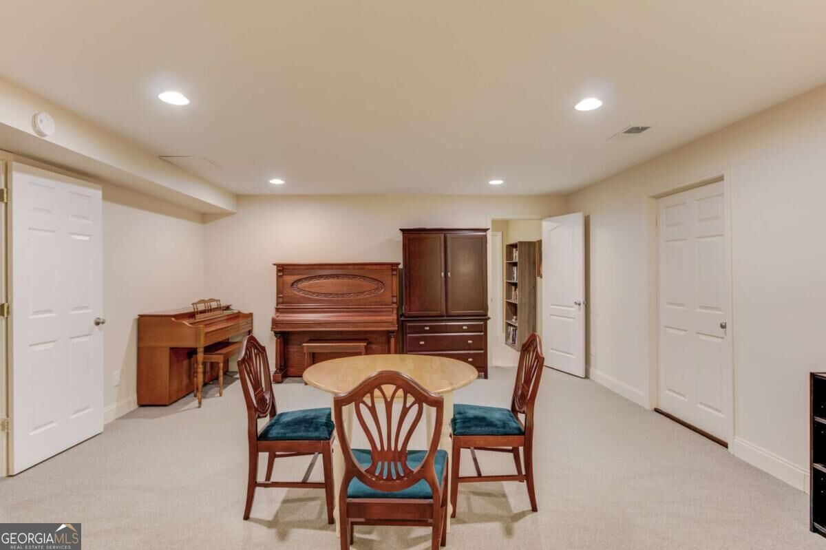 1131 Overlook Lane Property Photo 36