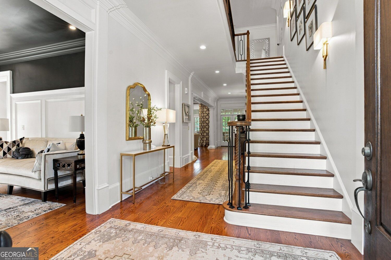 1530 Soaring Hawk Point Se Property Photo 6